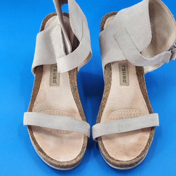 TSUBO Women's Tehina Platform Cut Out Wooden Wedge Heel High Top Sandal - Picture 8 of 10